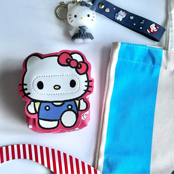 ❤️(HK0020) Hello Kitty Lover’s Adorable Blue & White Tote 10-Piece Fun Bundle! - Picture 7 of 16
